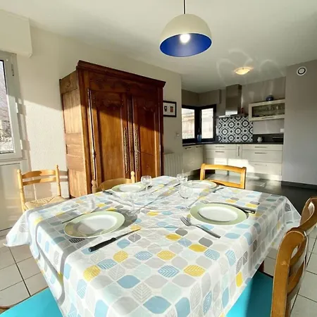 Charmant T3 Cosy A 2 Pas Du Bourg Et Des Plages Larmor-Plage Exterior foto